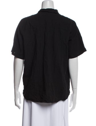 Pas De Calais Mock Neck Short Sleeve Button-Up Top