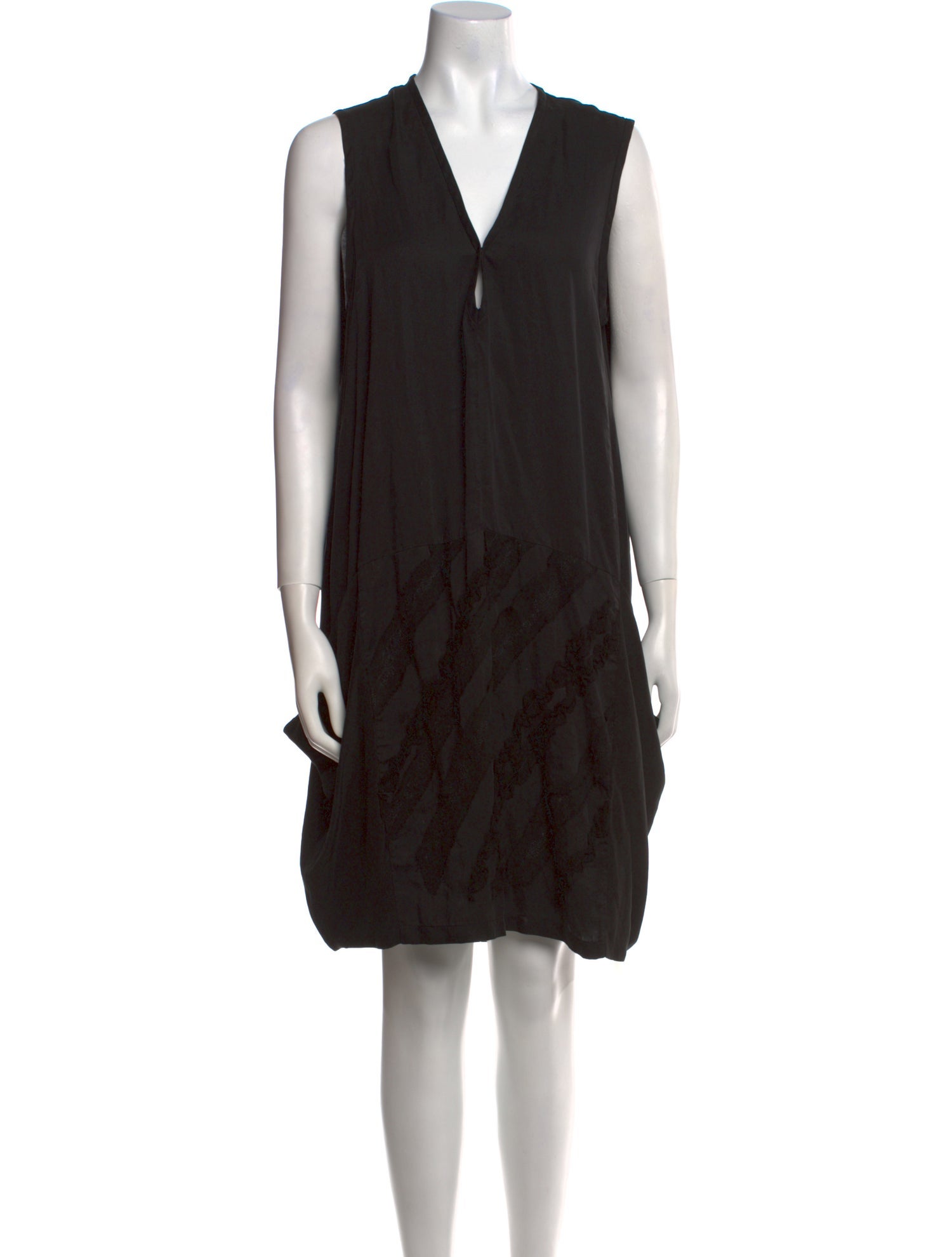 Pas De Calais V-Neck Knee-Length Dress