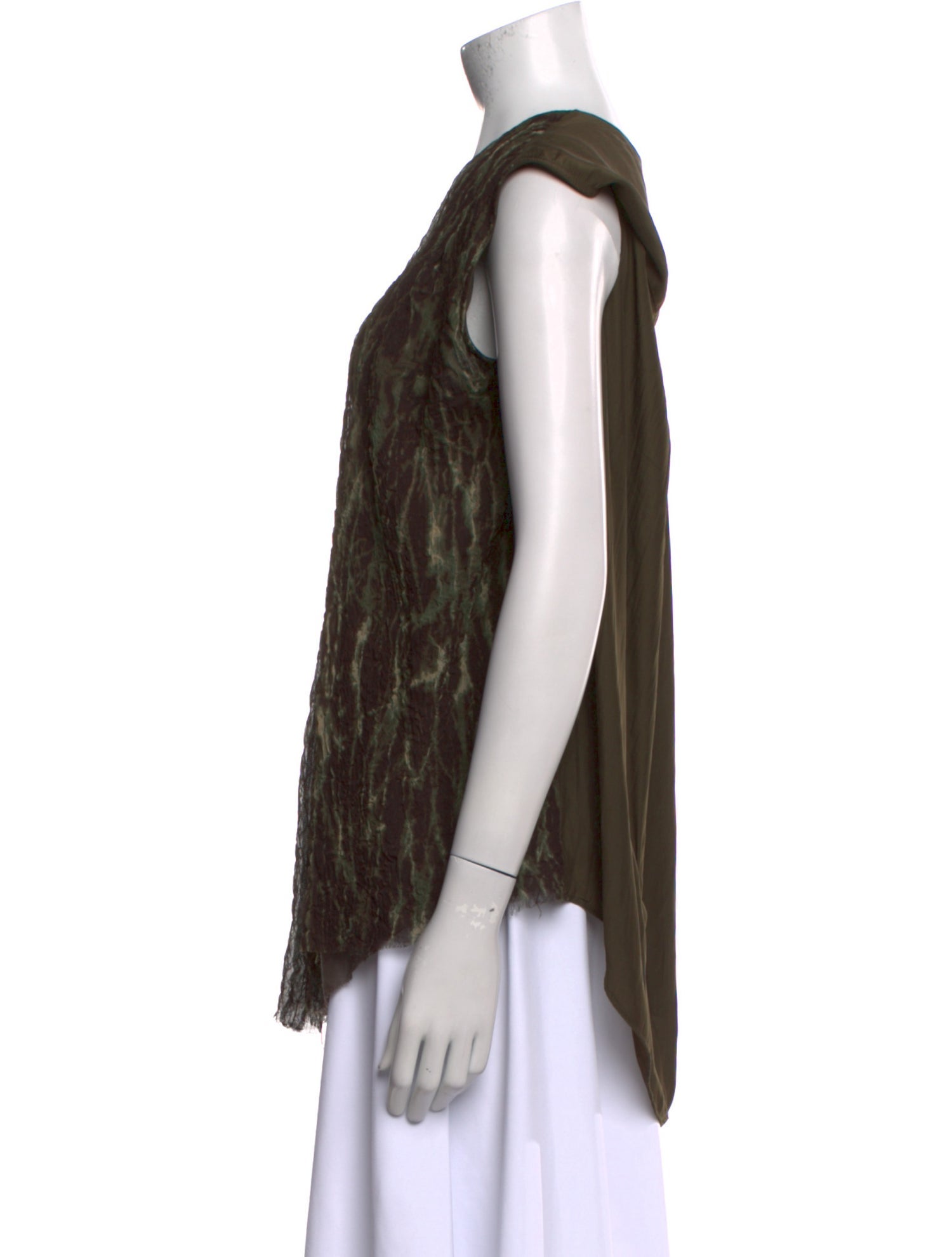 Pas De Calais Animal Print V-Neck Blouse