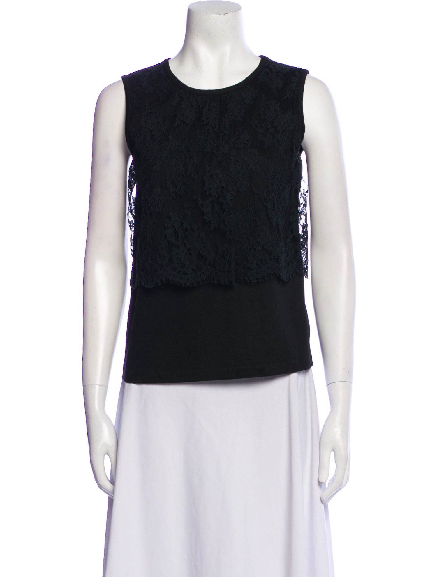 Leur Logette Lace Pattern Crew Neck Top