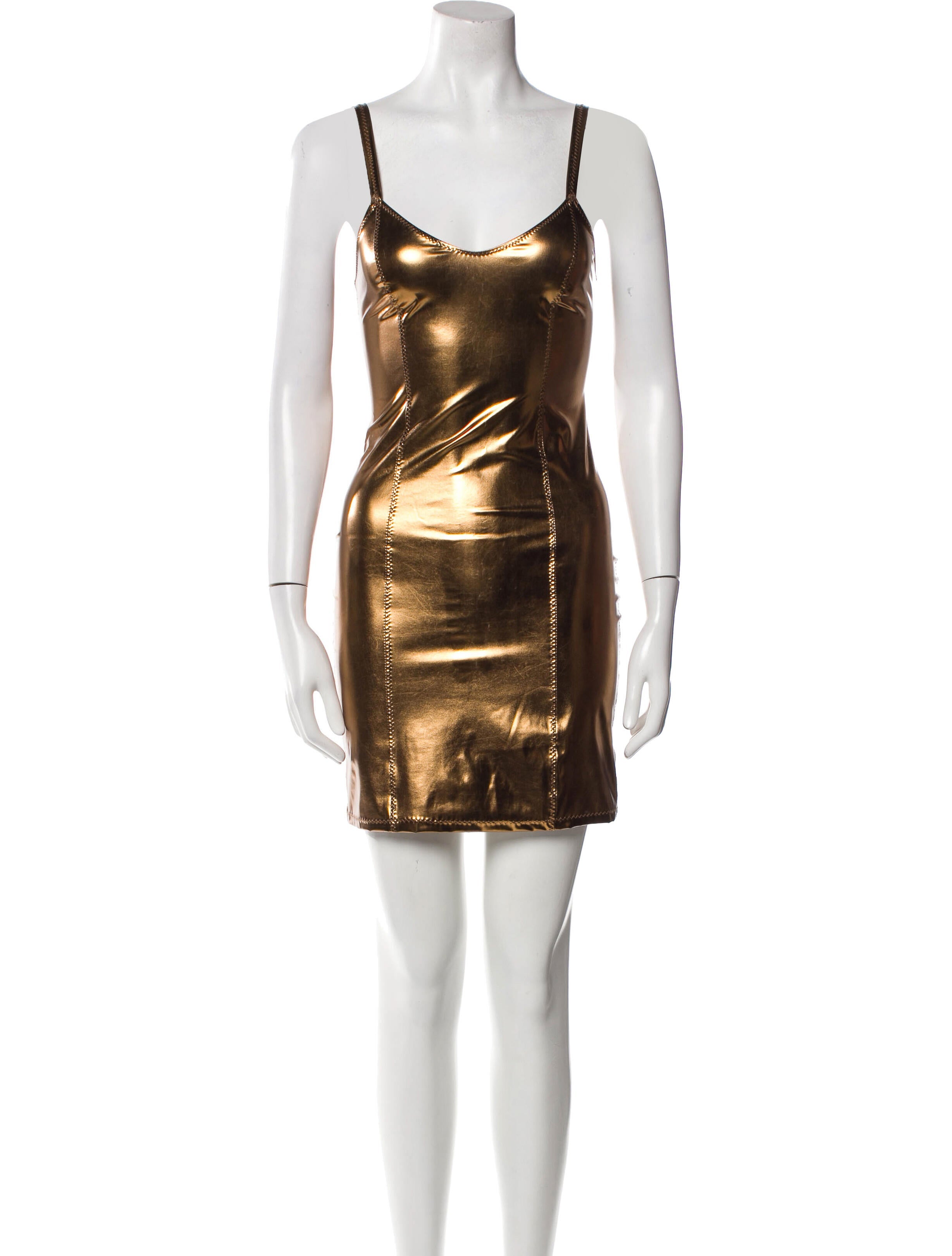 Lisa Marie Fernandez Cover-Up