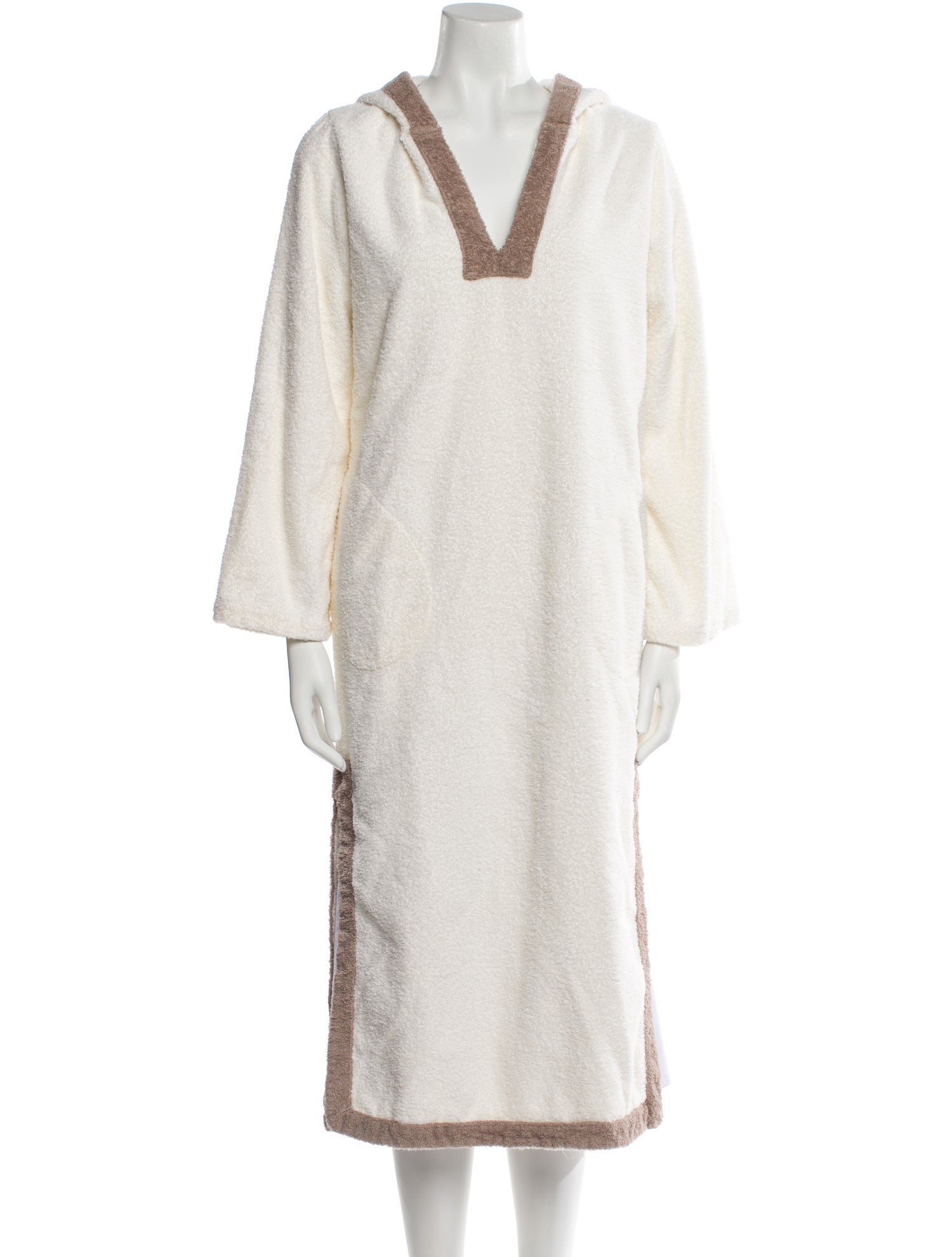 Lisa Marie Fernandez Robe