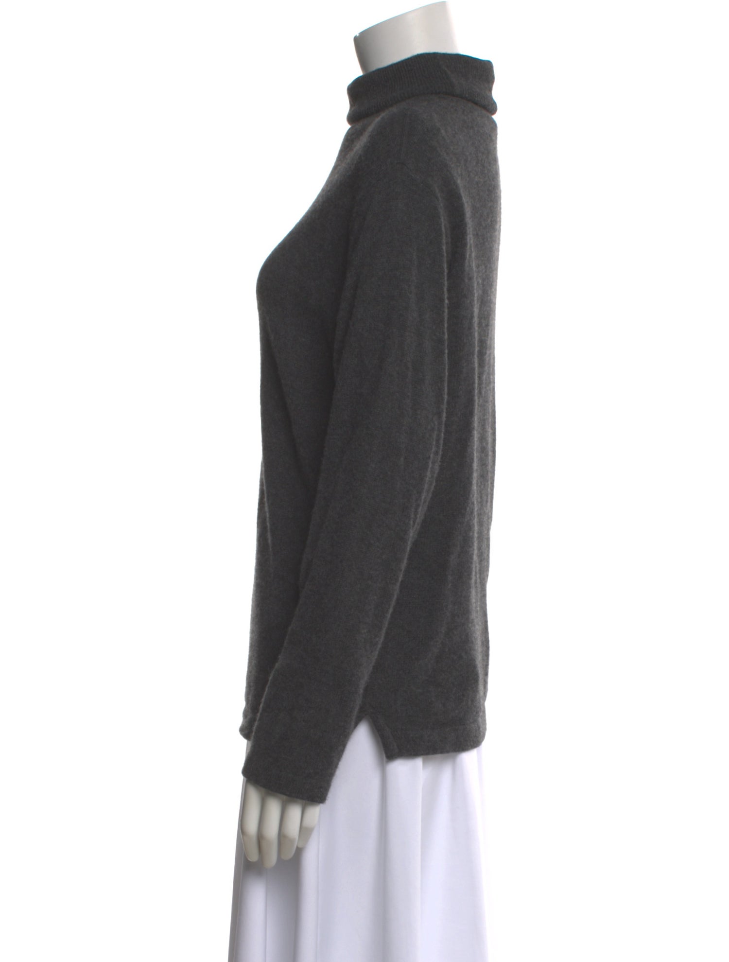 45R Cashmere Turtleneck Sweater