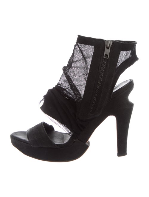LD Tuttle Leather Sandals Black
