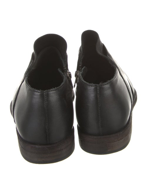 LD Tuttle Leather Loafers