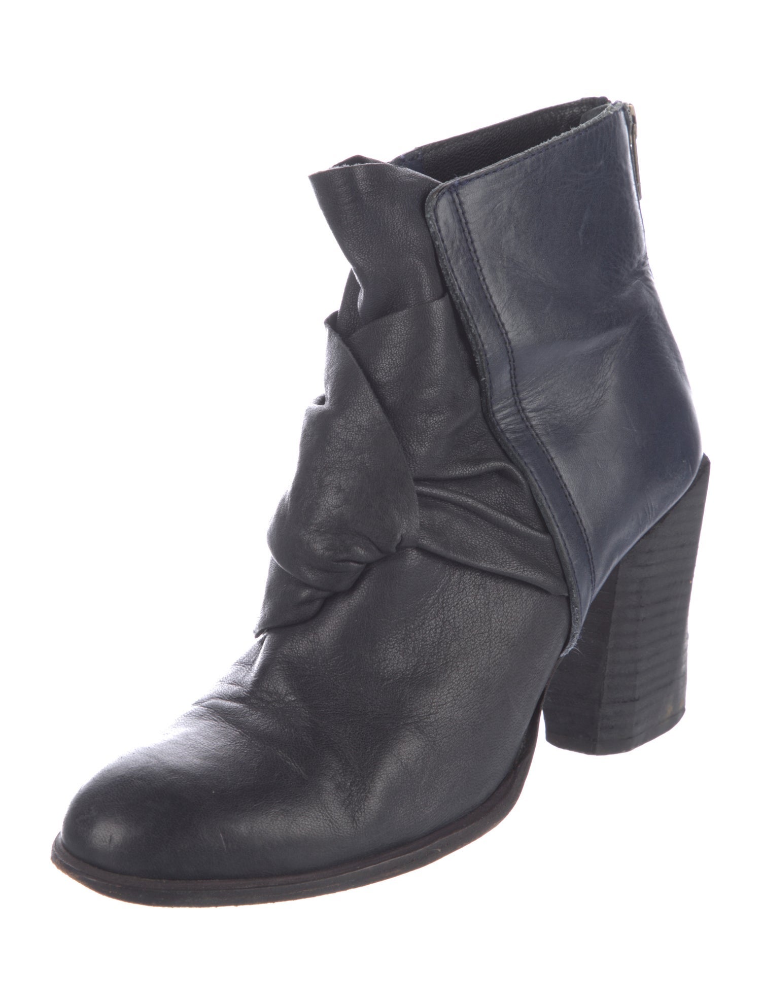 LD Tuttle Leather Boots