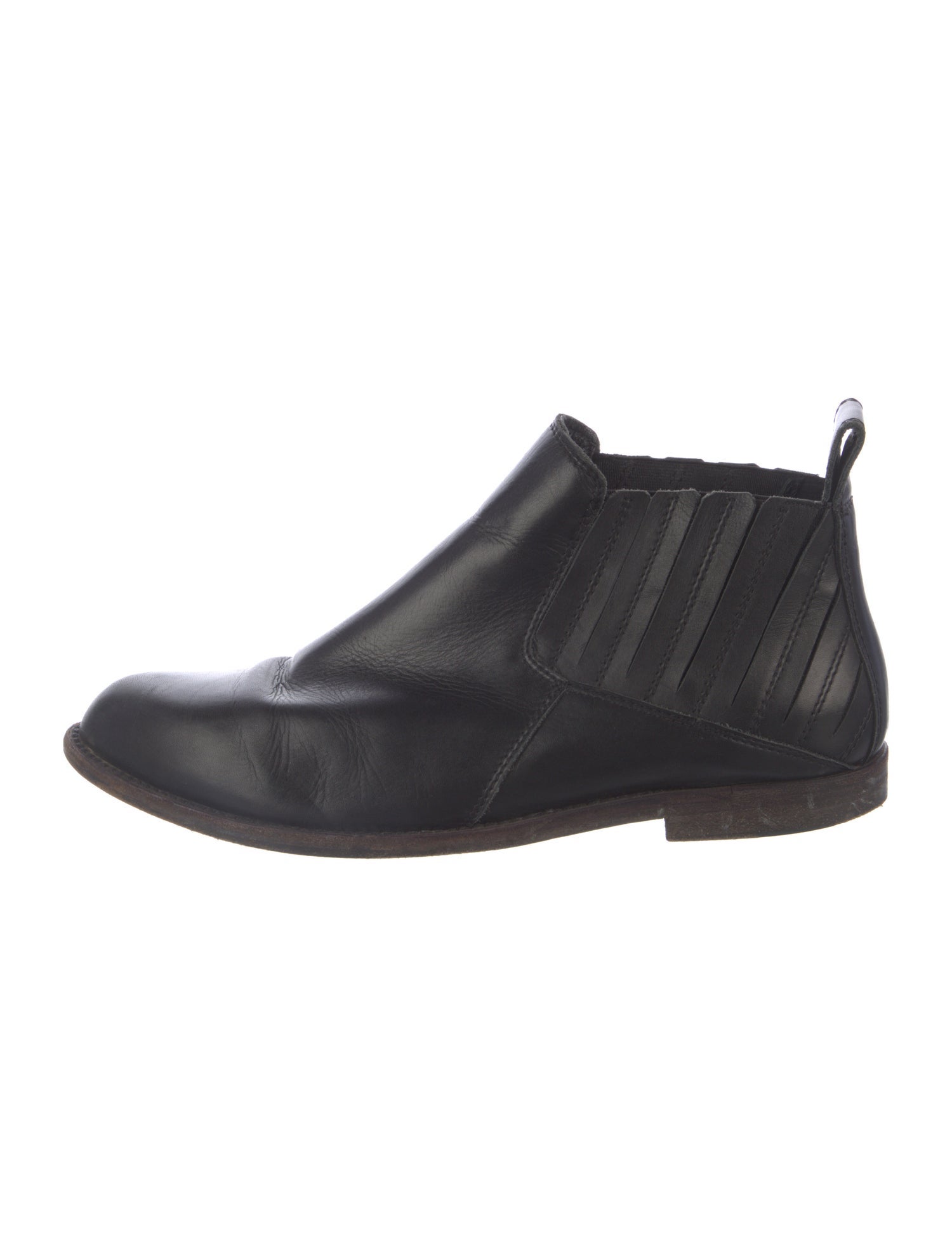 LD Tuttle Leather Pleated Accents Chelsea Boots