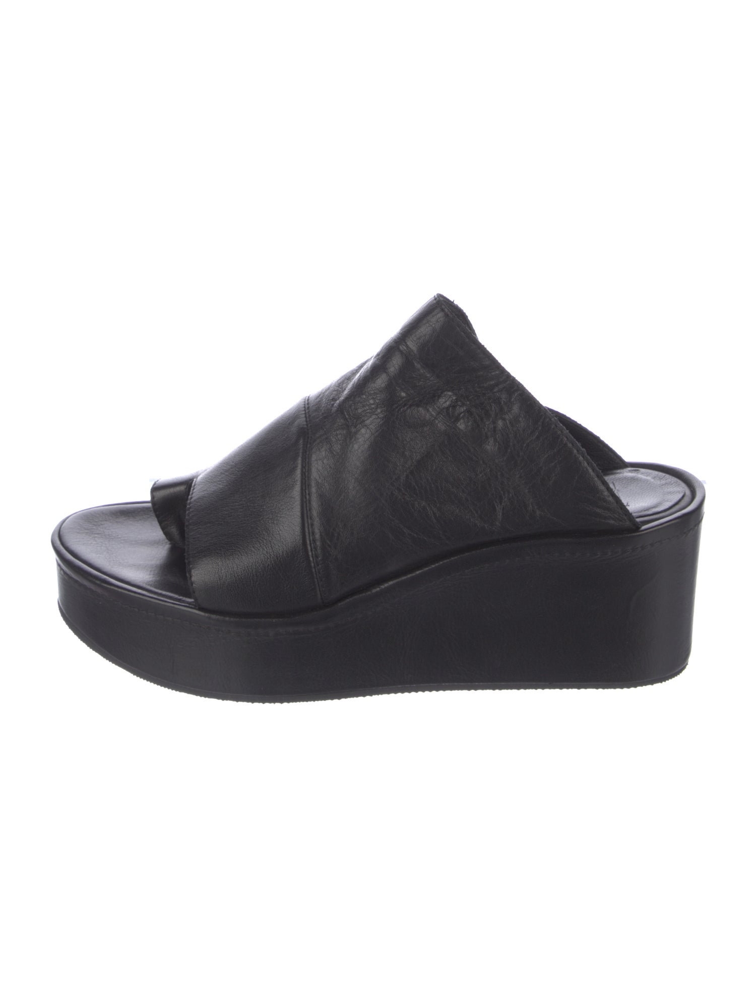 LD Tuttle Leather Slingback Sandals
