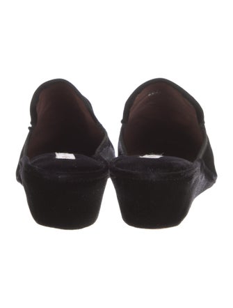 Jacques Levine Velvet Embroidered Accent Mules