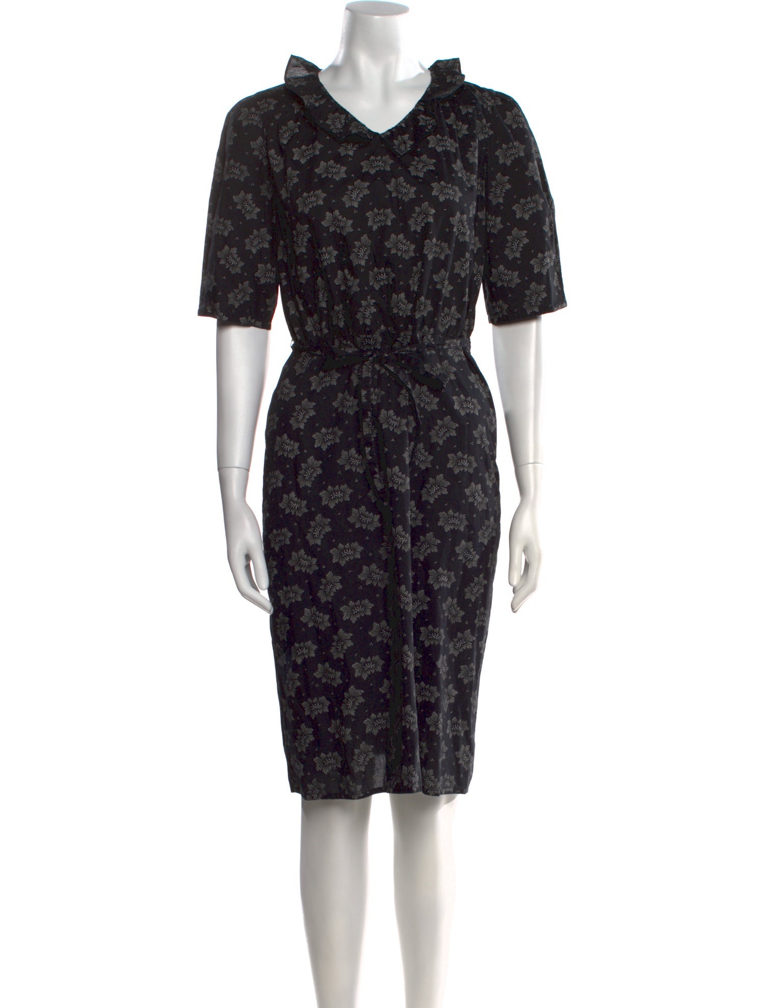 Agnes B. Floral Print Knee-Length Dress