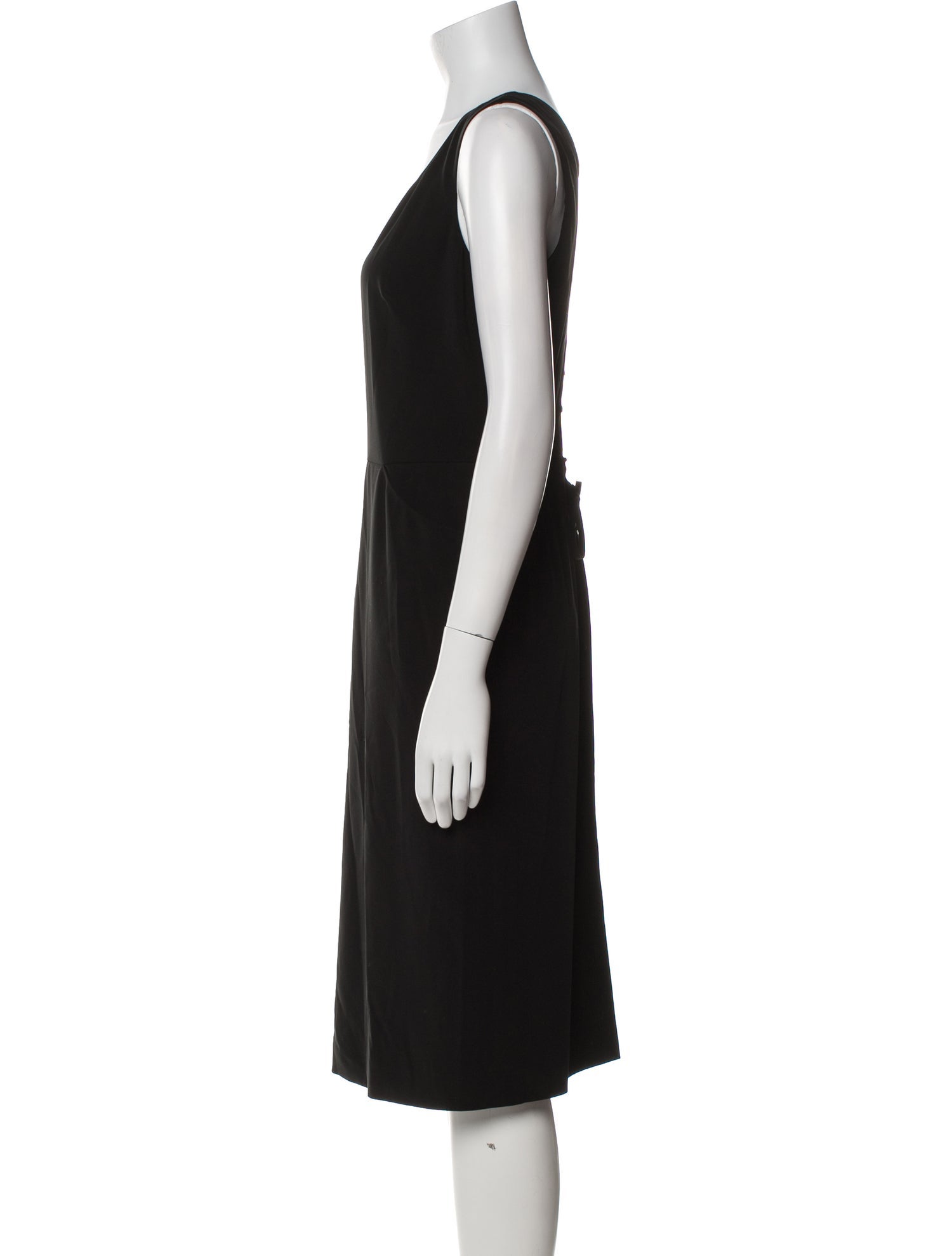 Agnes B. Scoop Neck Midi Length Dress