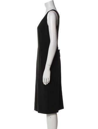Agnes B. Scoop Neck Midi Length Dress