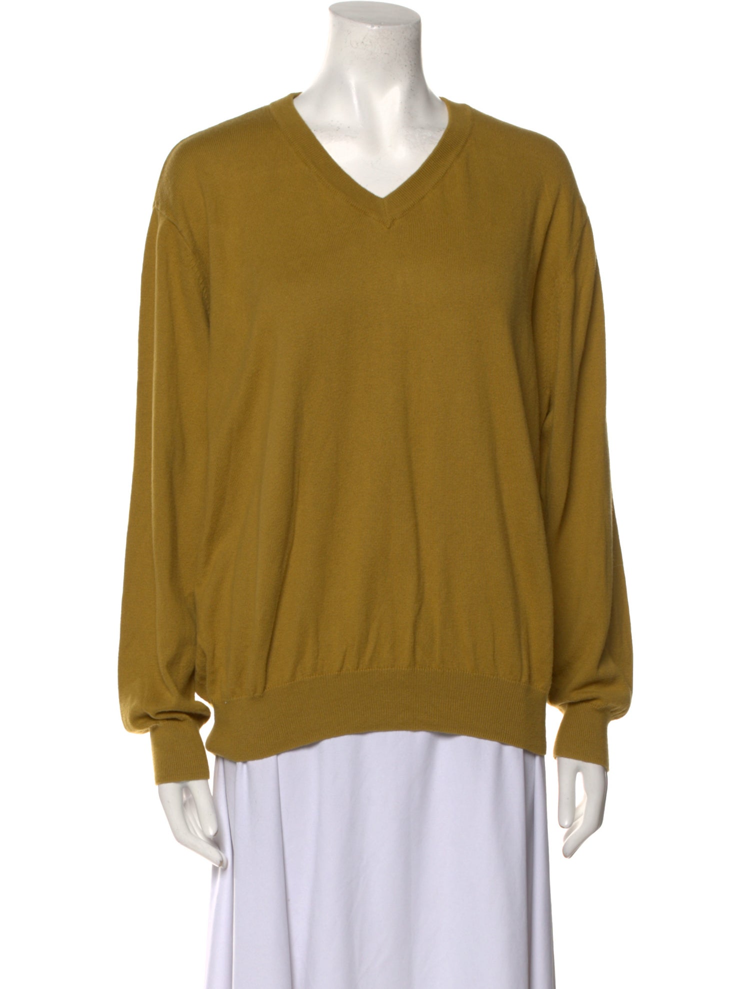 6397 Cashmere V-Neck Sweater