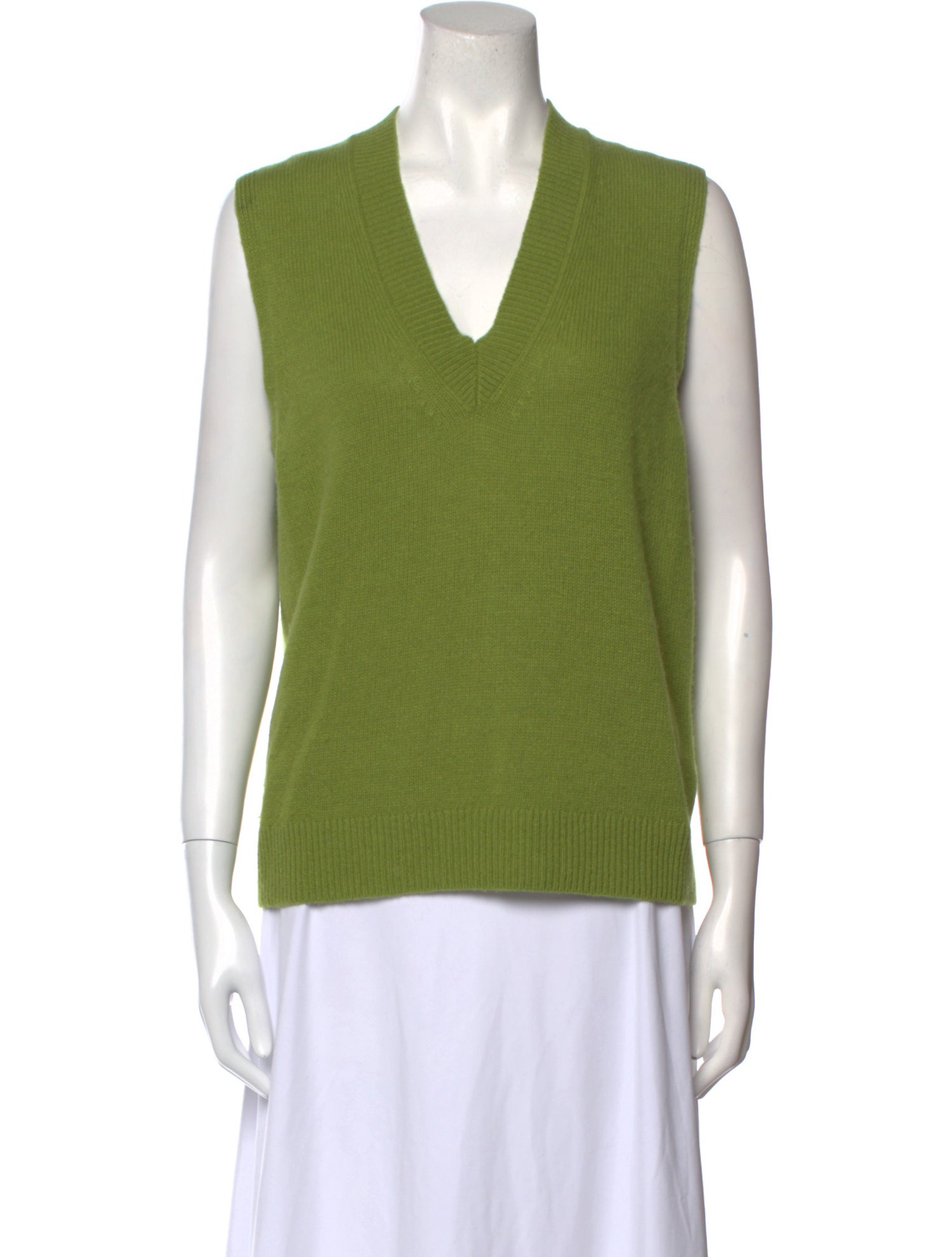 6397 Virgin Wool V-Neck Sweater