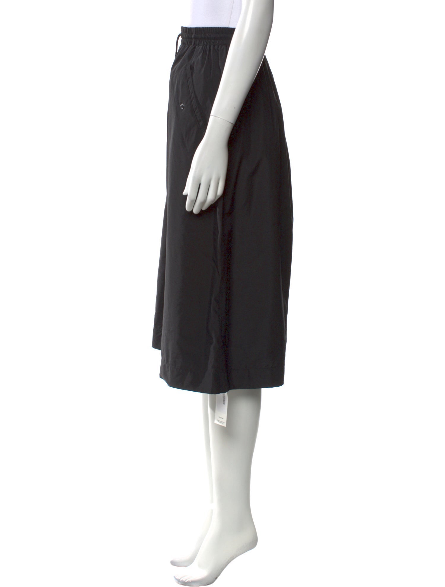 6397 Knee-Length Skirt