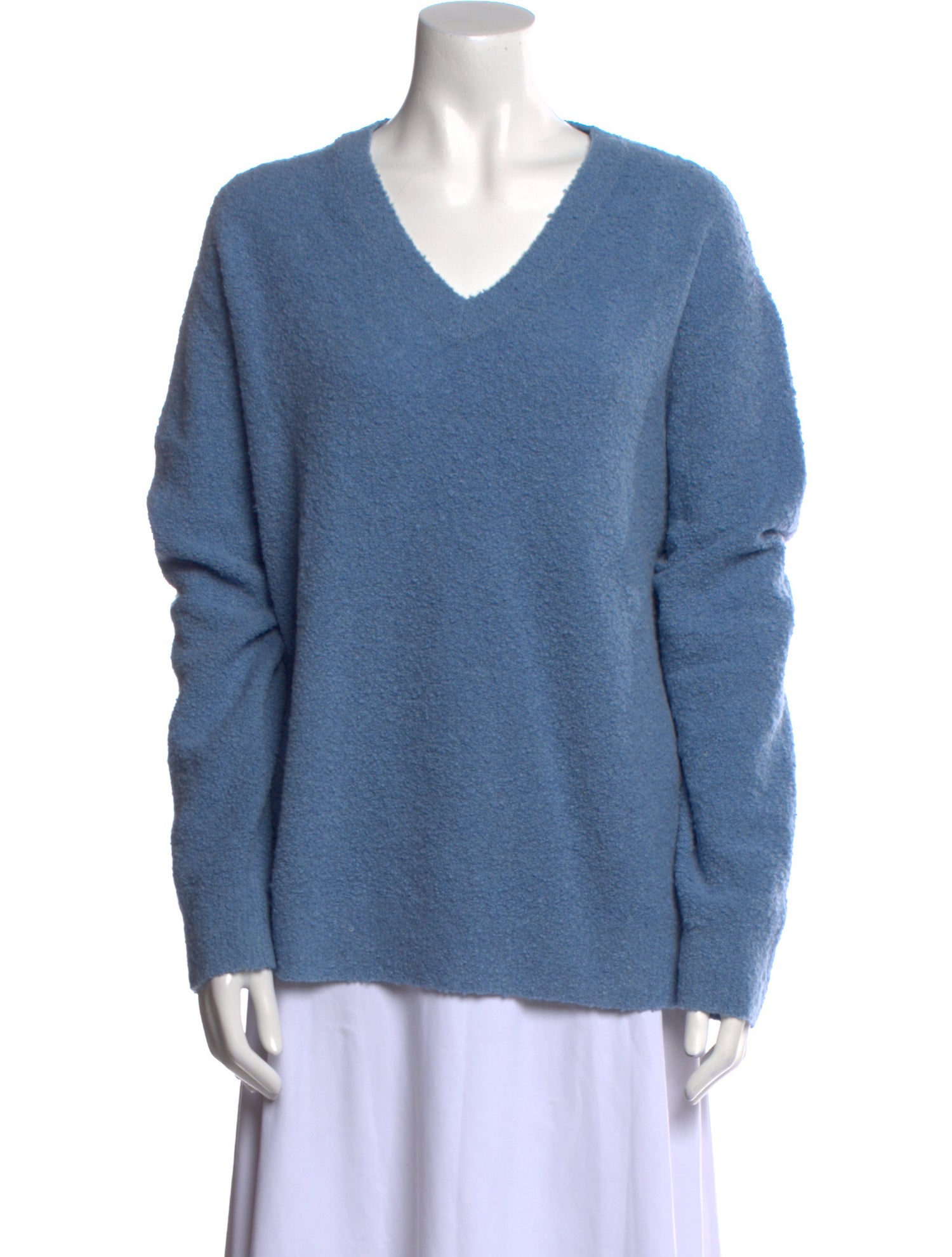 6397 Cashmere V-Neck Sweater