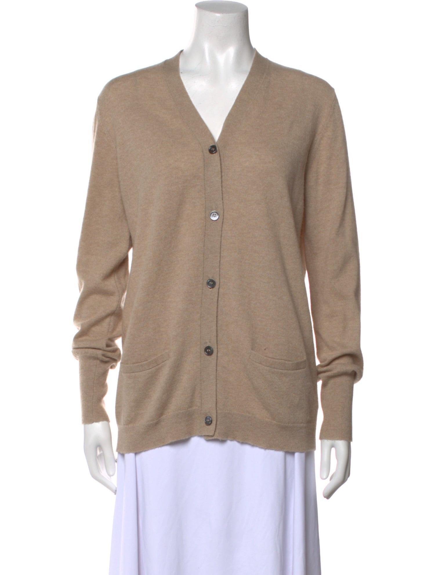 6397 Cashmere V-Neck Sweater