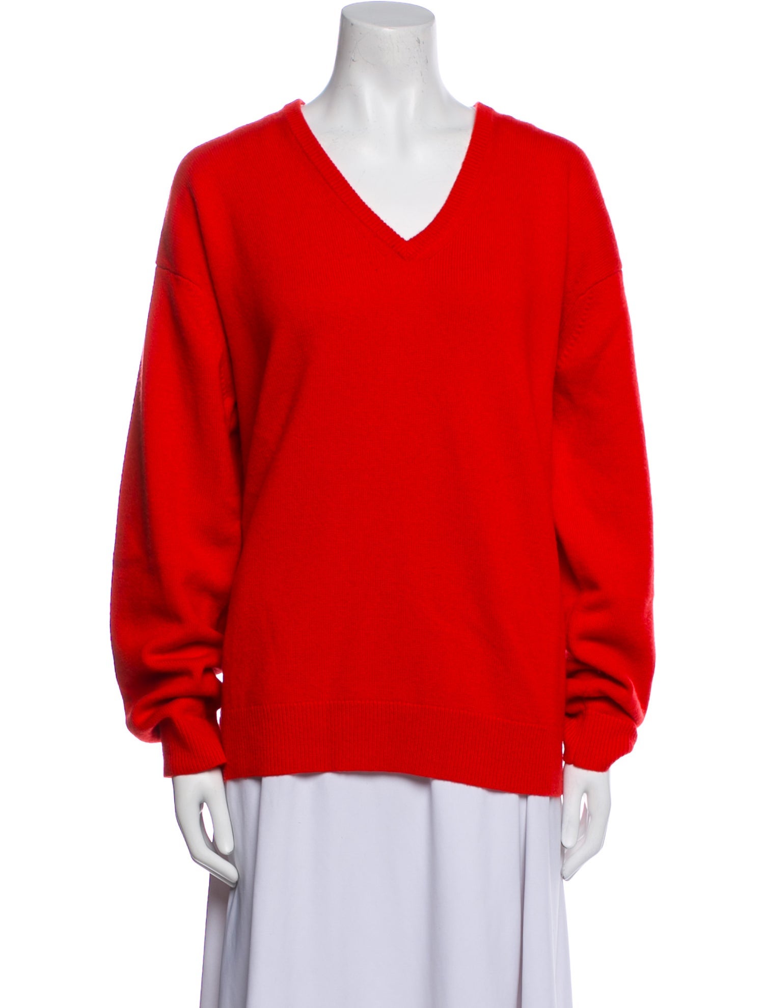 6397 Cashmere V-Neck Sweater