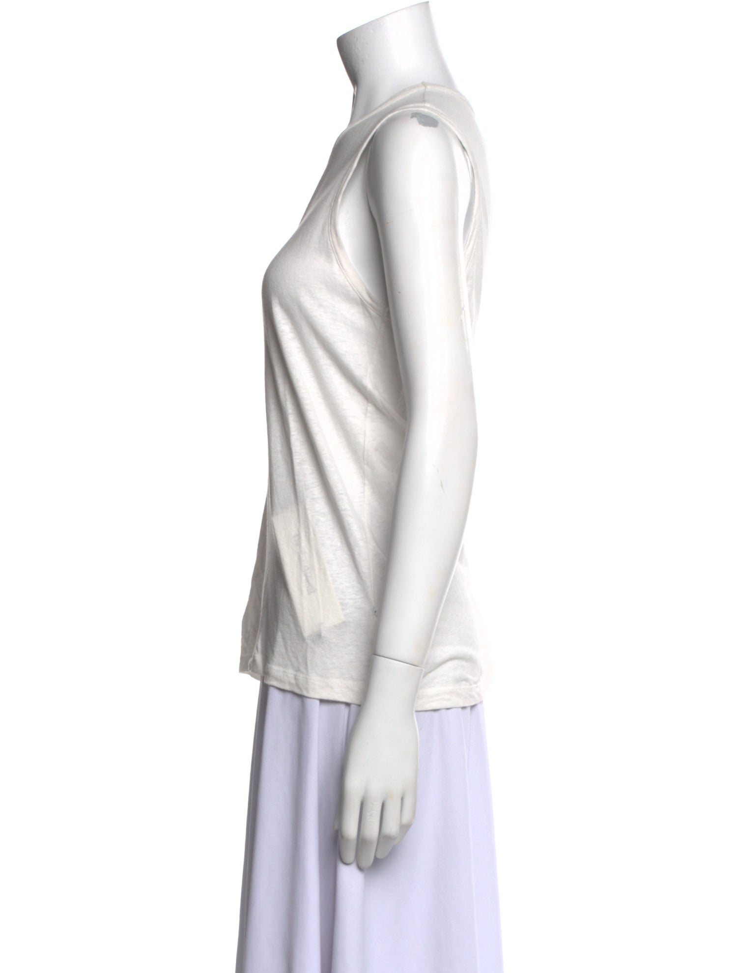 6397 Scoop Neck Sleeveless Top