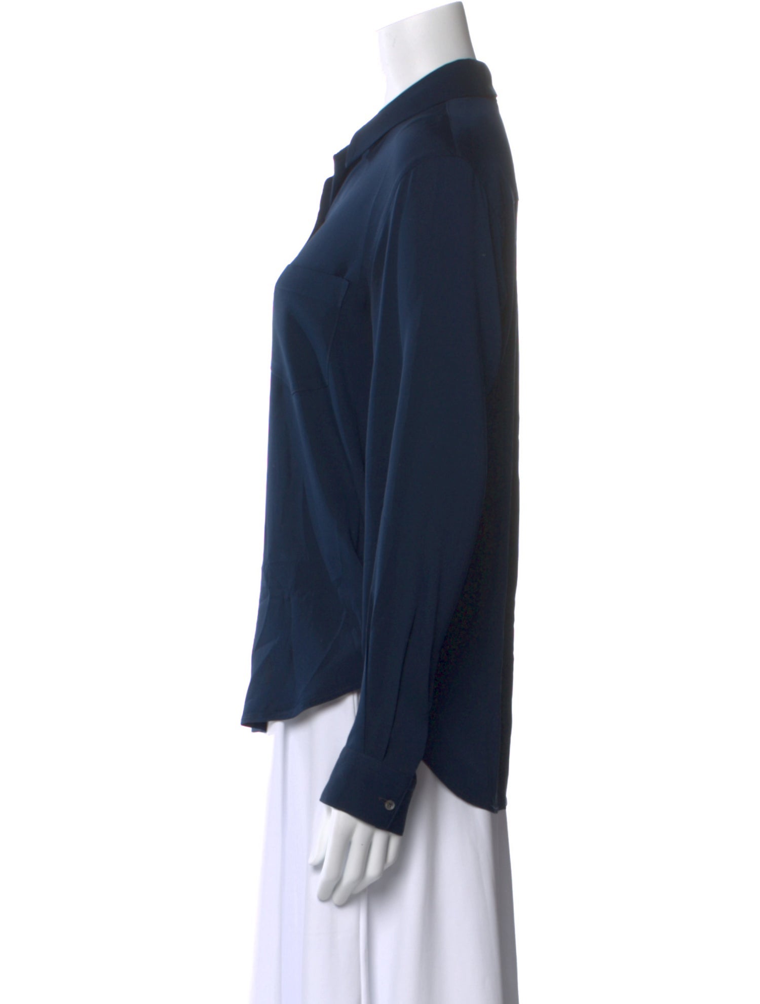 6397 Silk Long Sleeve Button-Up Top