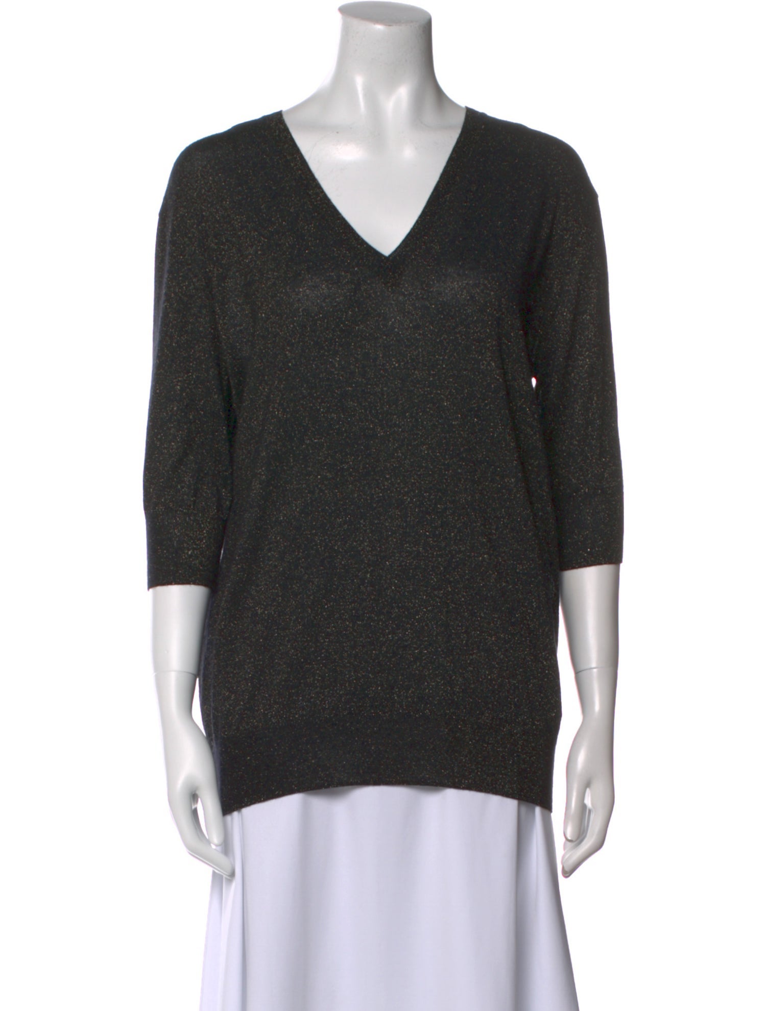 6397 V-Neck Three-Quarter Sleeve Top