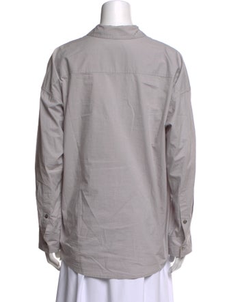 6397 Long Sleeve Button-Up Top