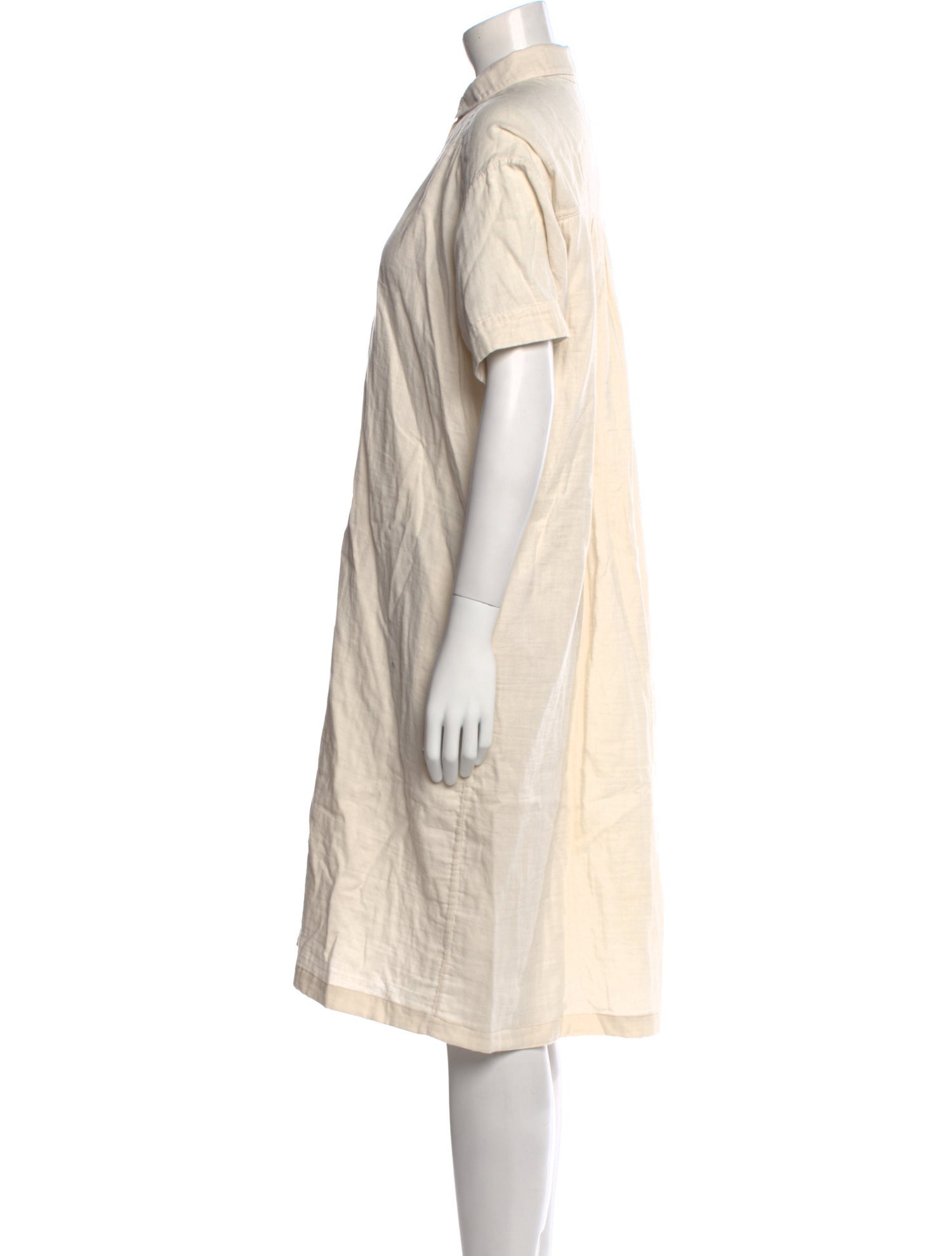 6397 Mock Neck Knee-Length Dress