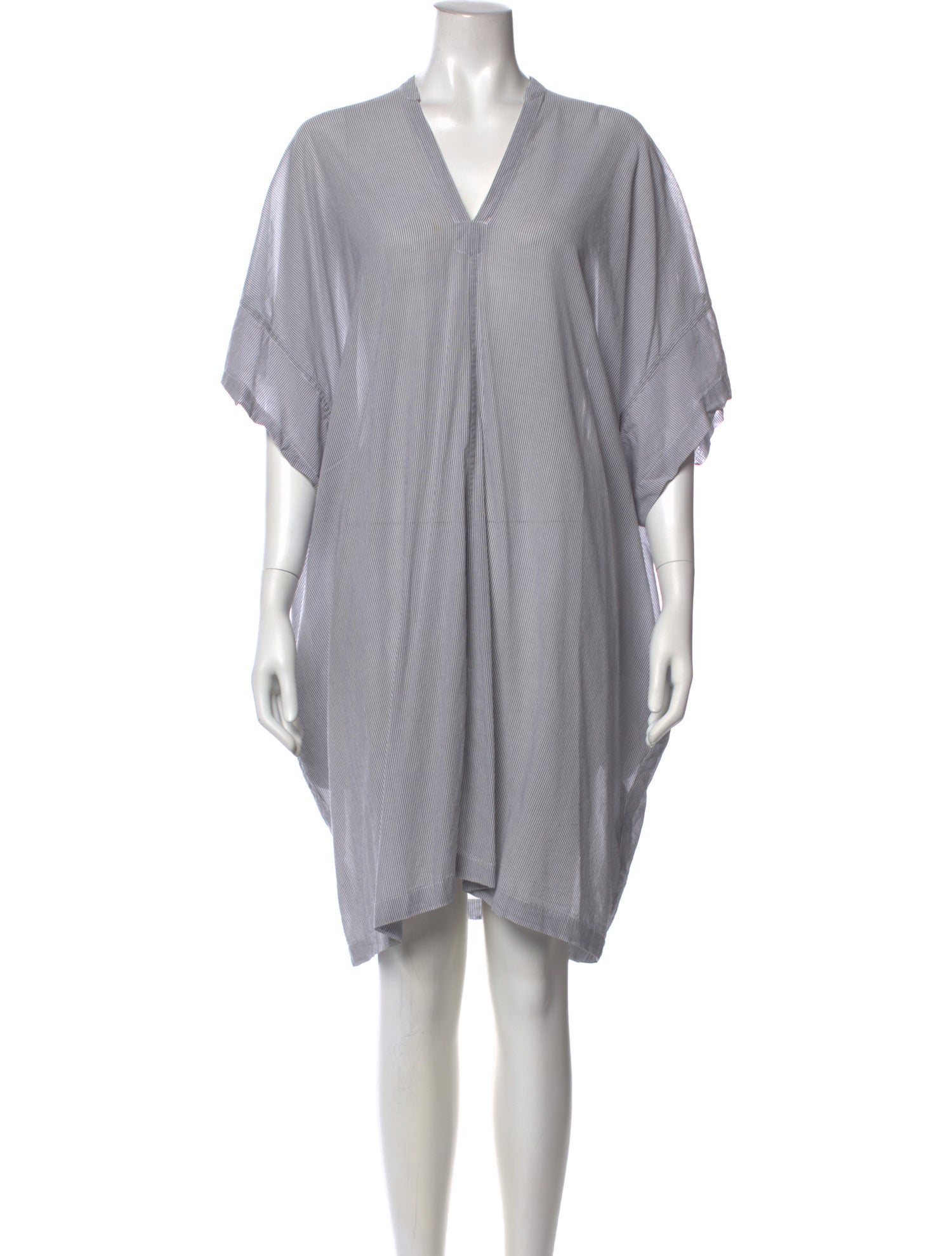 6397 V-Neck Knee-Length Dress