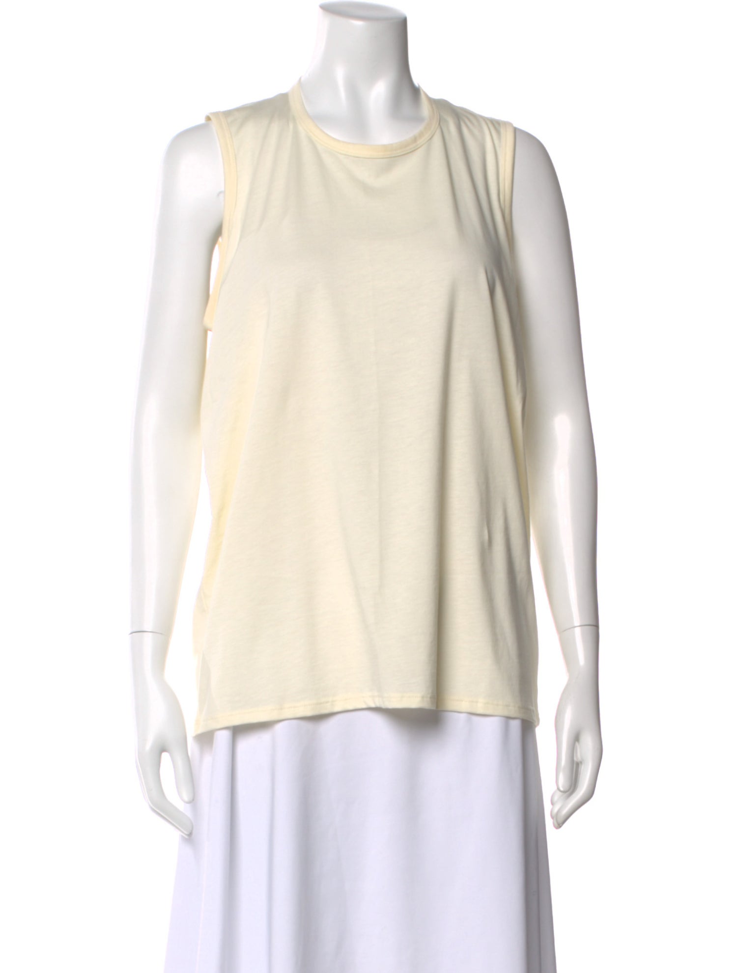 6397 Crew Neck Sleeveless Top