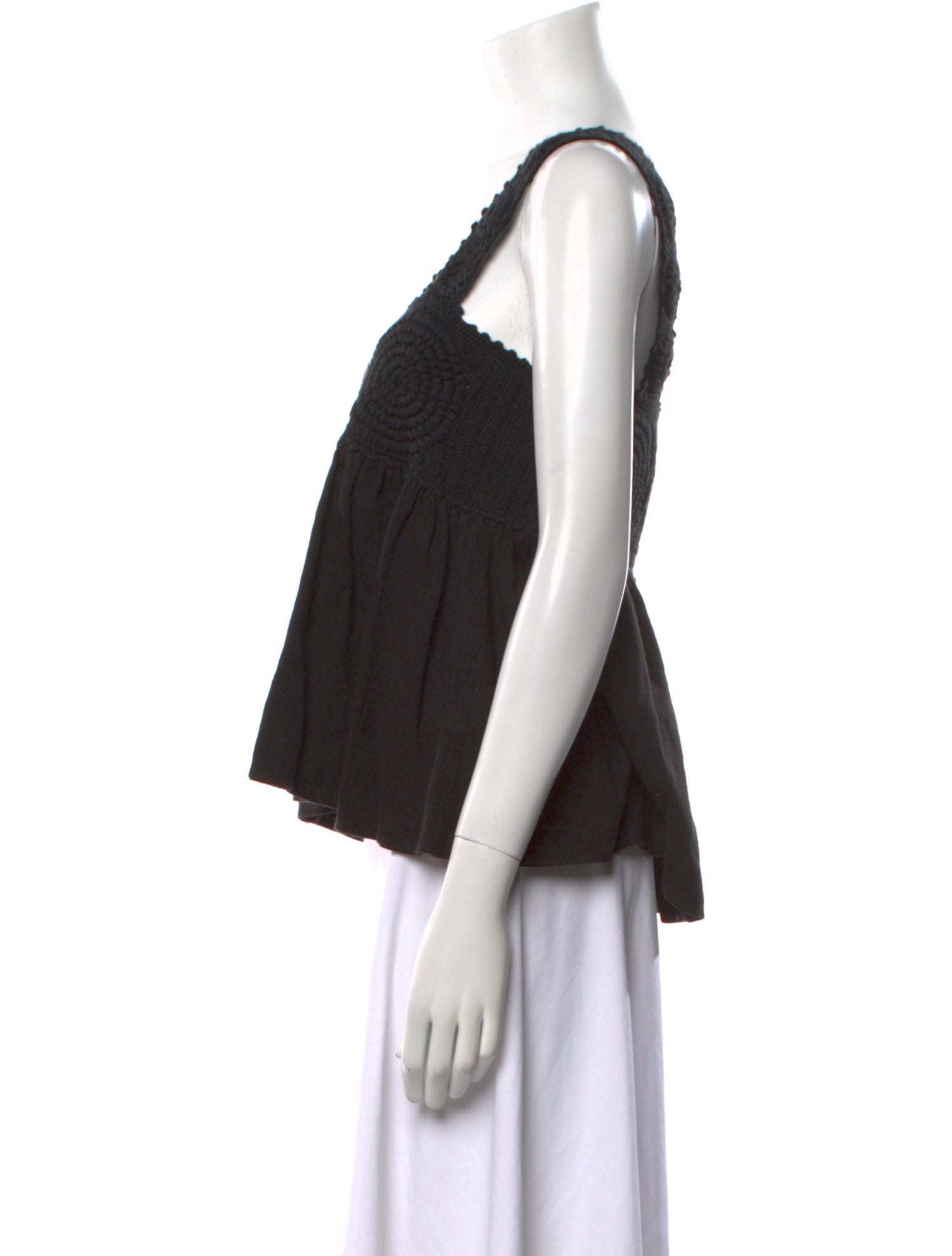 Apiece Apart Square Neckline Sleeveless Crop Top