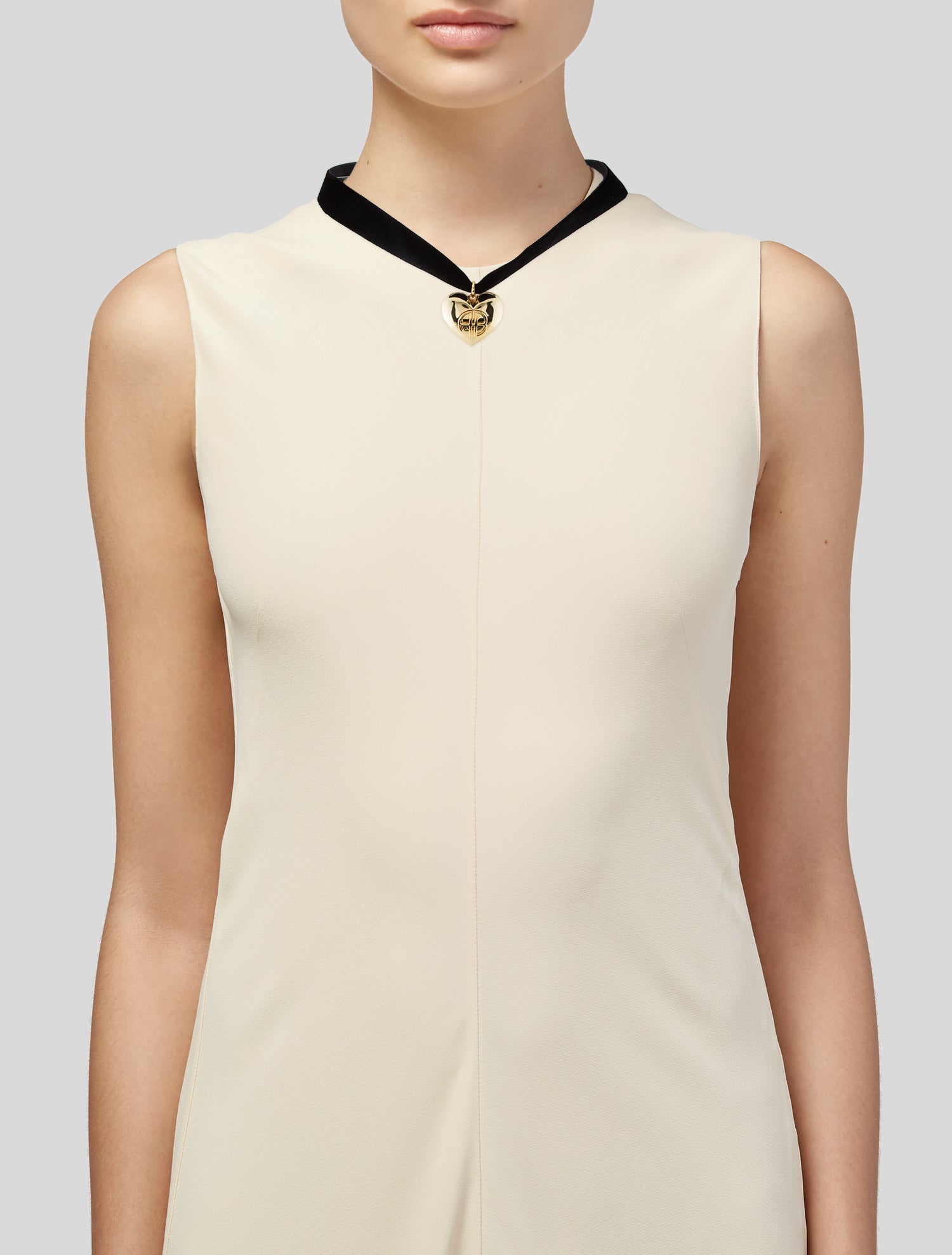 Anine Bing Velvet Chunky Heart Choker Necklace