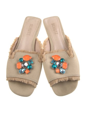 Schutz Canvas Slides