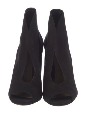 Schutz Suede Pumps