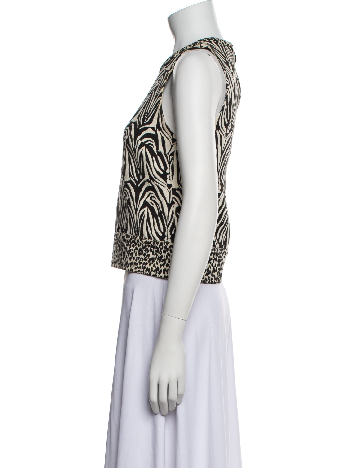 Nicholas Printed Crew Neck Crop Top