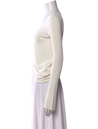 Nicholas V-Neck Long Sleeve Top