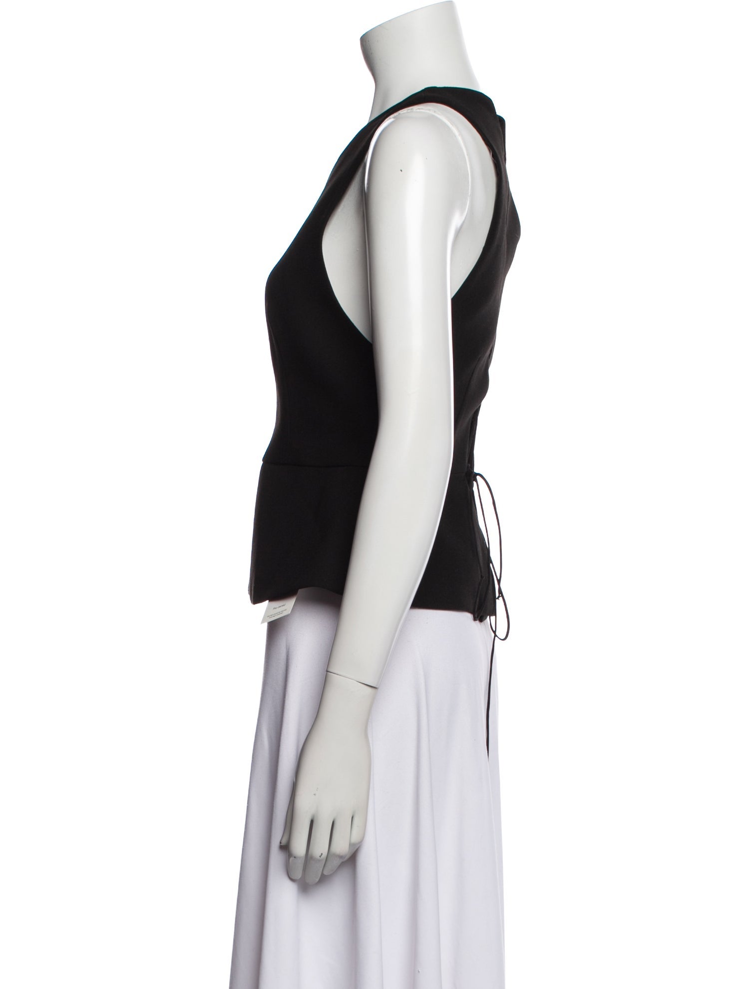 Nicholas Crew Neck Sleeveless Crop Top