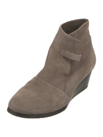 Coclico Suede Boots