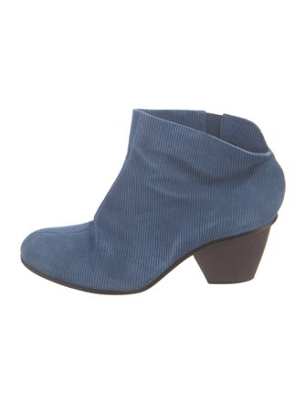 Coclico Suede Boots