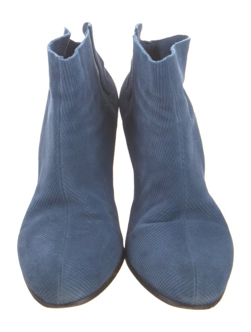 Coclico Suede Boots