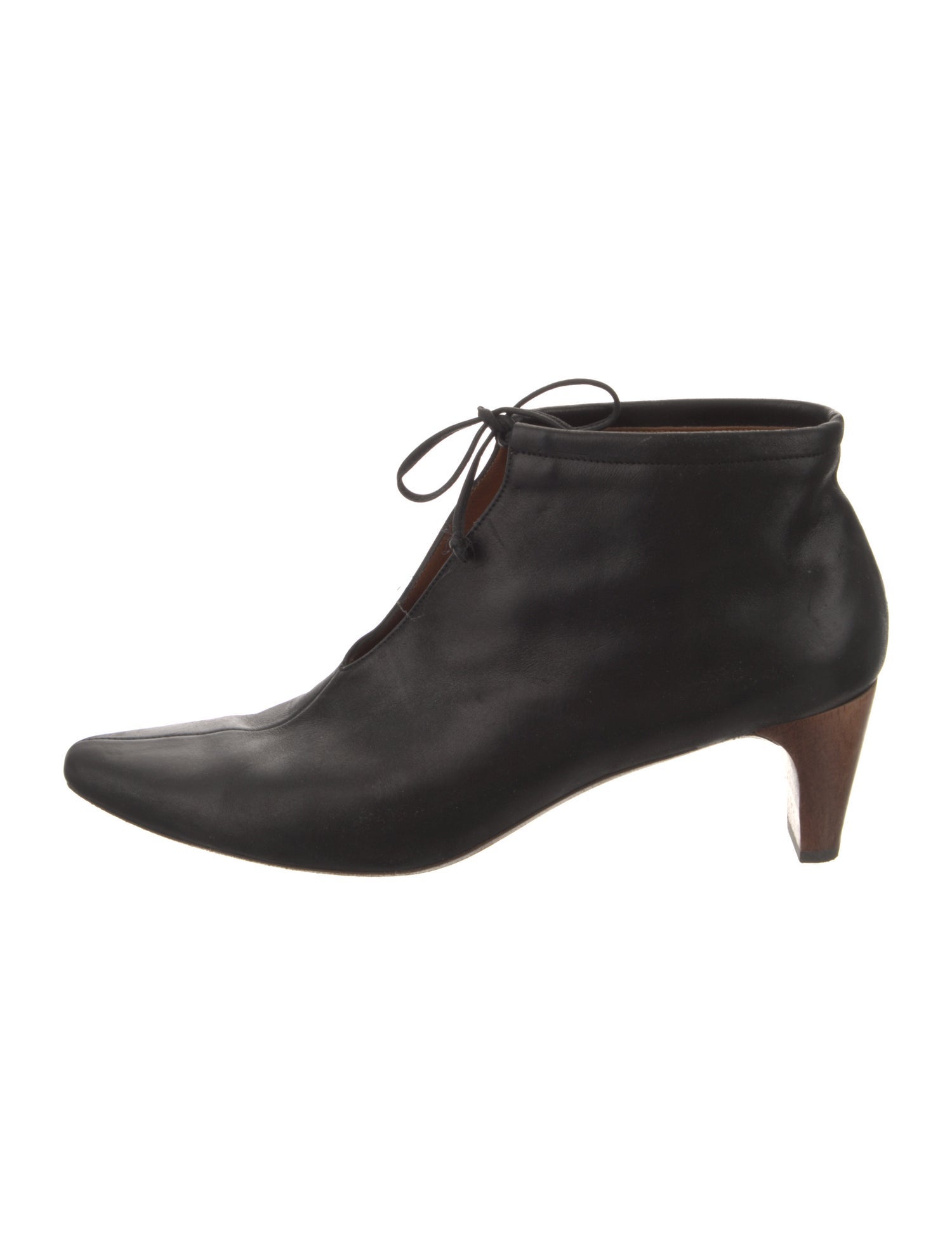 Coclico Leather Lace-Up Boots