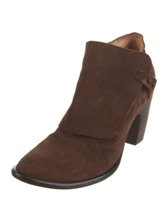 Coclico Suede Boots