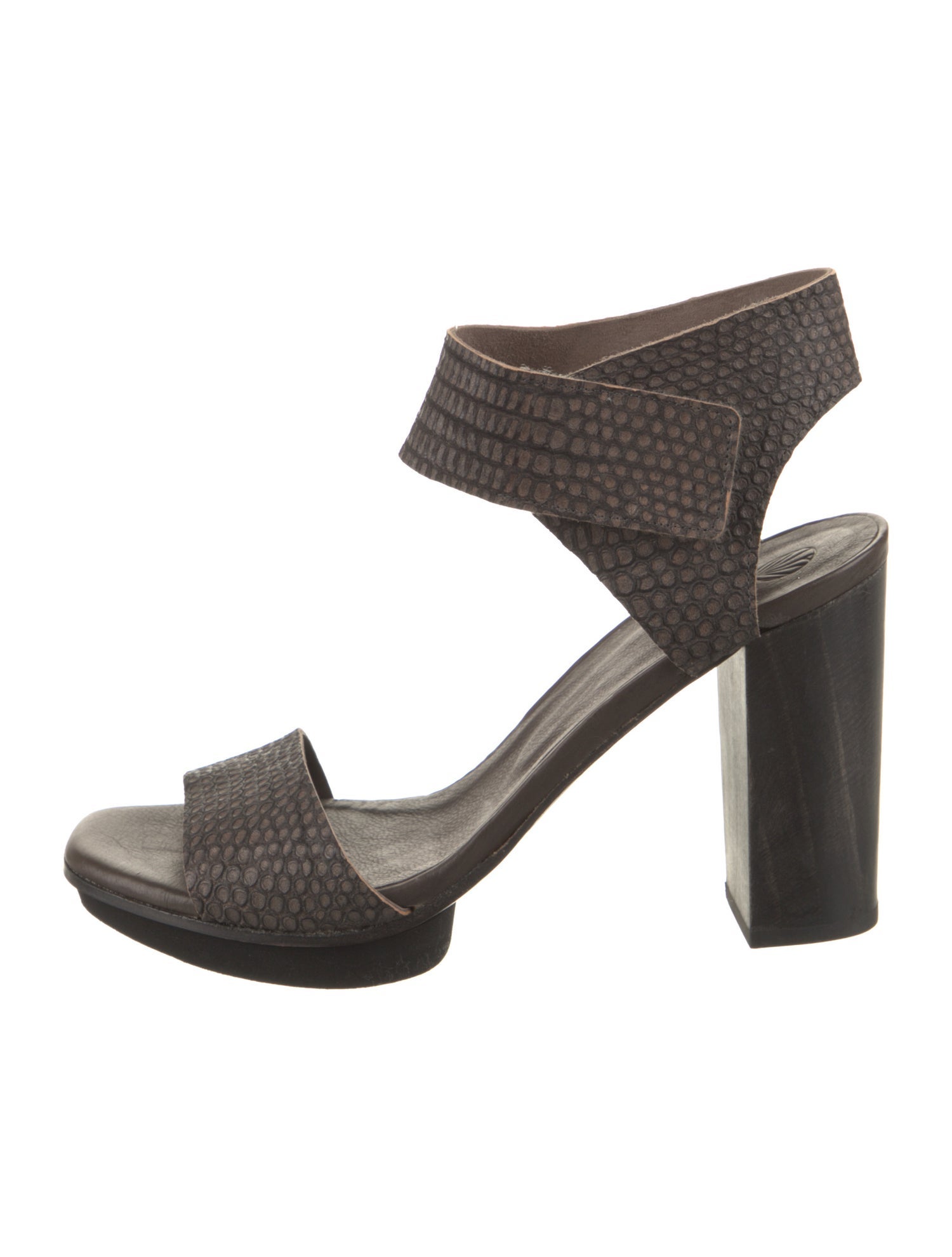 Coclico Leather Sandals