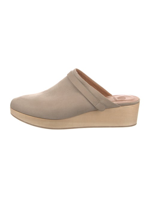 Coclico Leather Mules