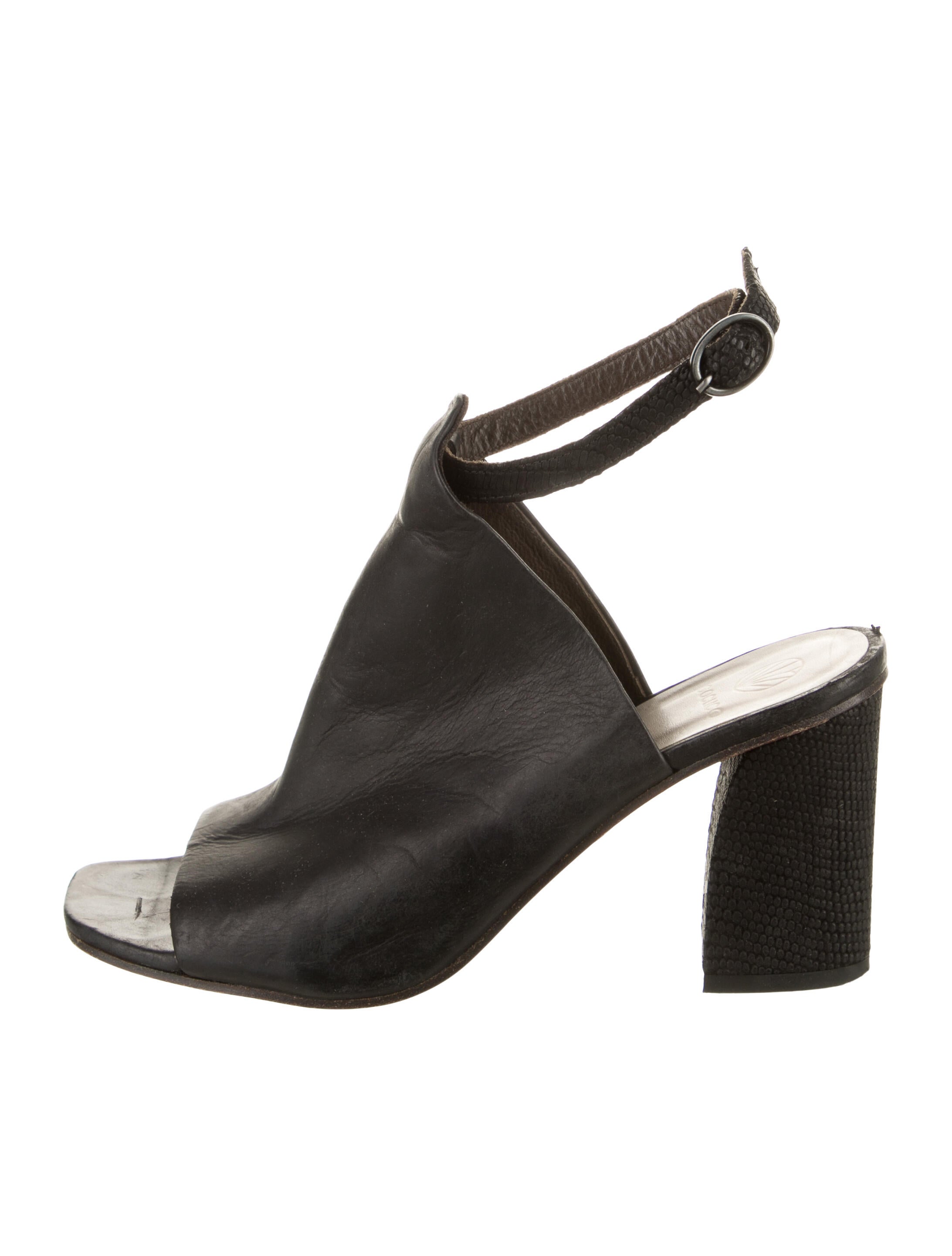 Coclico Leather Slingback Sandals