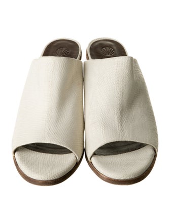Coclico Leather Slides