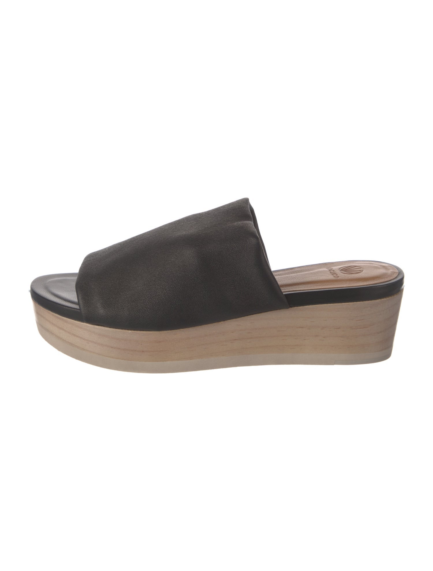 Coclico Leather Slides