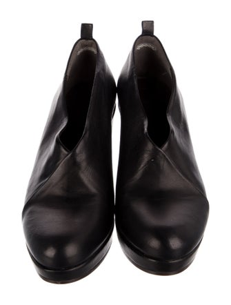 Coclico Leather Lace-Up Boots