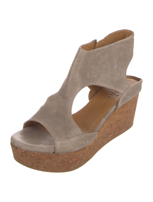 Coclico Leather Slingback Sandals