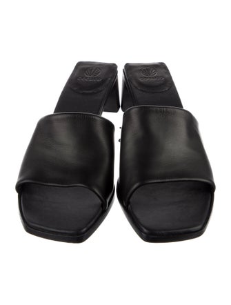 Coclico Leather Slides