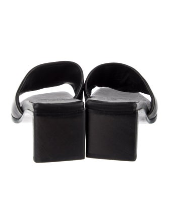 Coclico Leather Slides